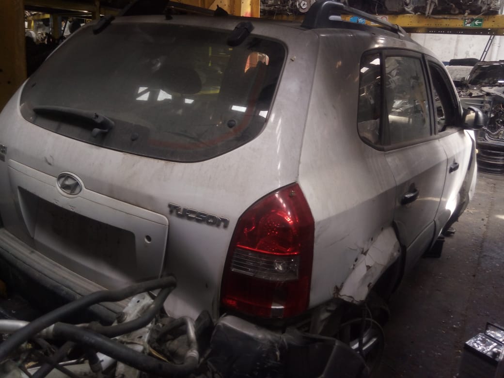  Hyundai TUCSON 2008    EN DESARME